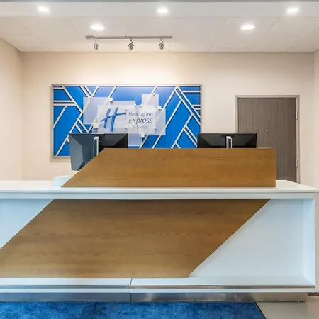 Holiday Inn Express & Suites Columbus - Polaris, An Ihg Hotel-3